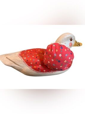 Hand Painted Folk Art Grandma Themed 11” Wooden Duck With Bonnet And Glasses VTG